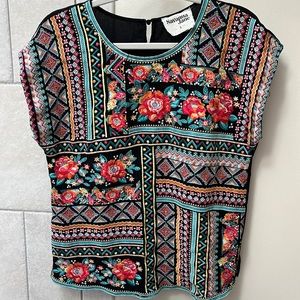 Savanna Jane Embroidered Top